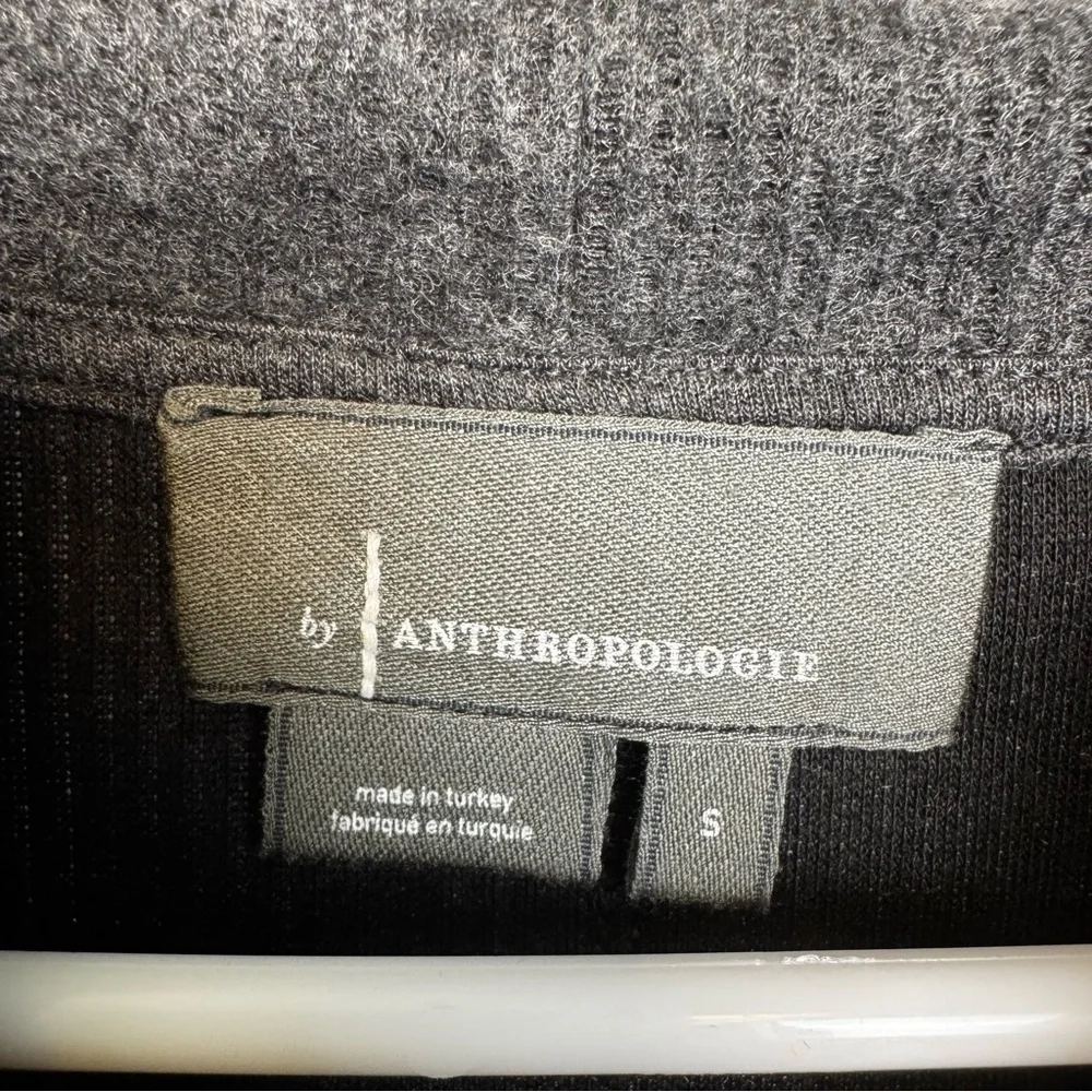by Anthropologie pullover charcoal grey neutral mock neck sweater size Small